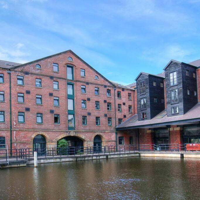 Beautiful 1-Bed Apartment In Grade Listed Warehouse - Victoria Quays, Sheffield City Centre, Free Parking, Pet Friendly, Netflix Exteriör bild
