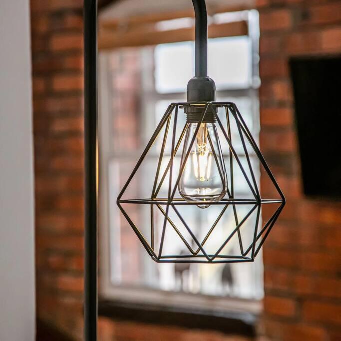 Beautiful 1-Bed Apartment In Grade Listed Warehouse - Victoria Quays, Sheffield City Centre, Free Parking, Pet Friendly, Netflix Exteriör bild