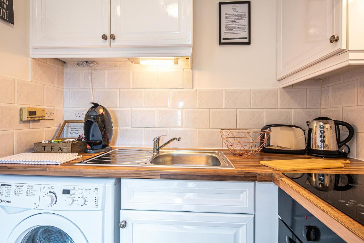 Beautiful 1-Bed Apartment In Grade Listed Warehouse - Victoria Quays, Sheffield City Centre, Free Parking, Pet Friendly, Netflix Exteriör bild